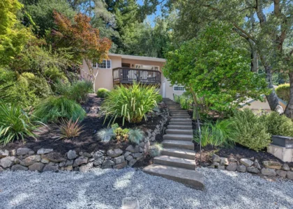 1130 Glencourt Dr Oakland