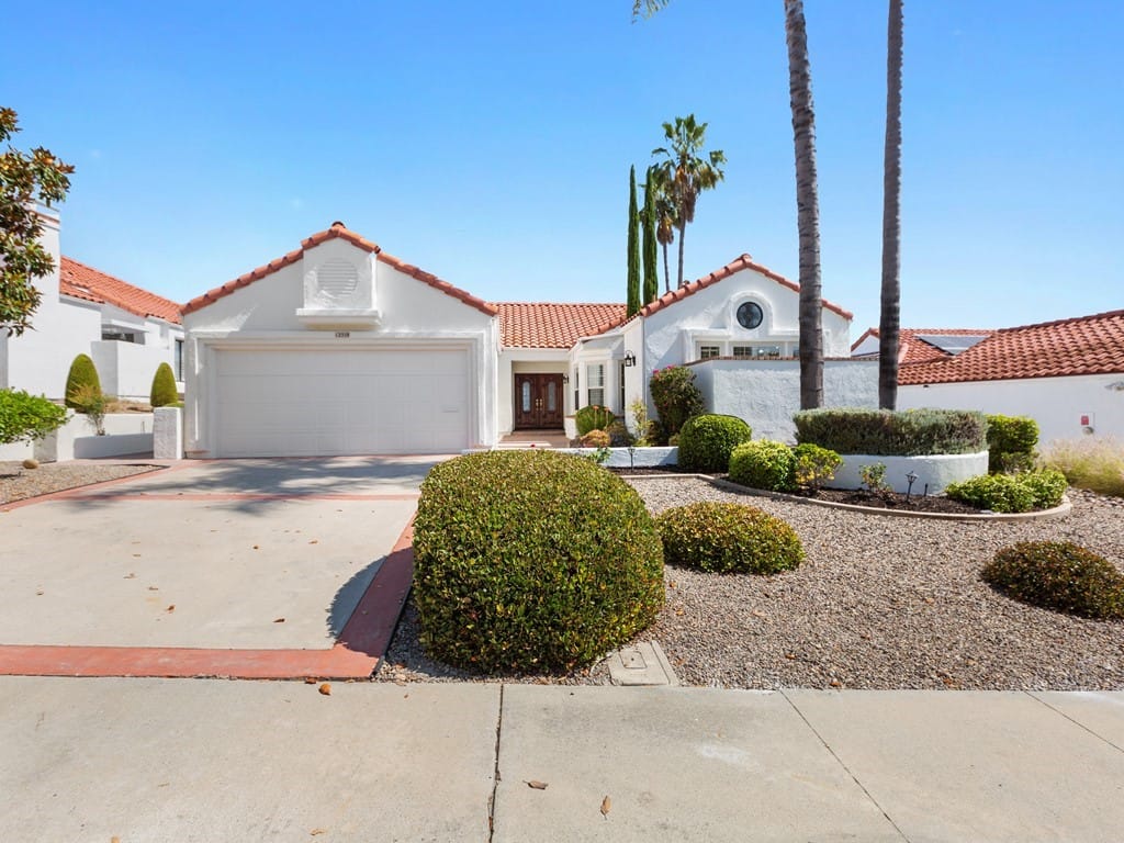 005_Front View 12558 Avenida Tineo